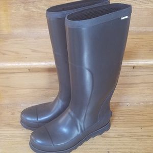 NWOT Sorel tall rain boots